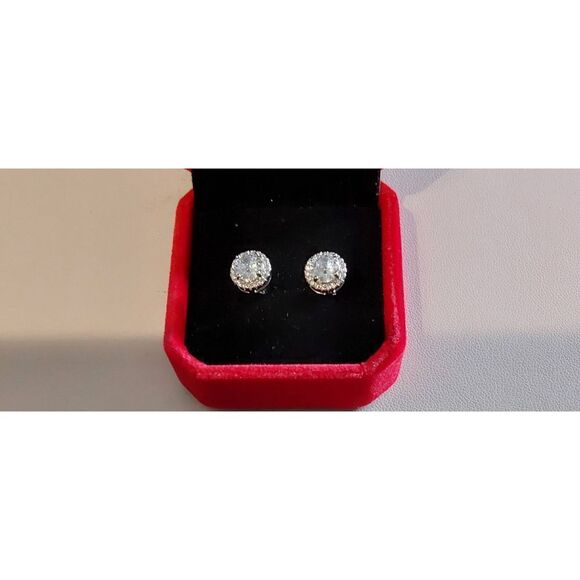 Elegant New Round Cut Halo Design Sim Diamond Stud Earrings~925 Sterling Silver - Picture 1 of 2